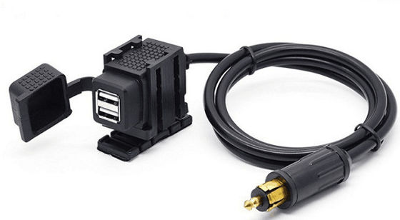 Machine de moulage par injection verticale en plastique de 85 tonnes utilisée pour le chargeur de voiture USB