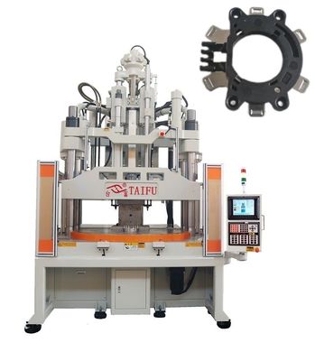 Machine de moulage par injection verticale de pièces automobiles avec table de travail basse
