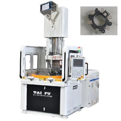 Machine de fabrication de rétenteur de corne à contact