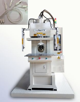Machine de moulage par injection de câbles de données de 55 tonnes à haut rendement avec blanc de type C