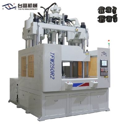 Machine de moulage par injection verticale à planche de travail basse pour équipement de protection de planche à roulettes