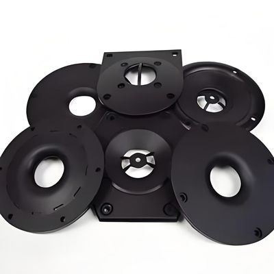 Moteur de moulage par injection en plastique rotatif vertical à bas prix pour fabriquer des cornes