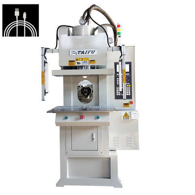 Machine de moulage par injection verticale de type C à haut rendement pour la fabrication de fil