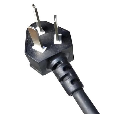 Machine de moulage par injection verticale de type C de 55 tonnes pour la fabrication de bouchons