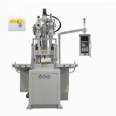 Machine de moulage par injection verticale à double glissement à haut rendement pour la fabrication d'ornements pour animaux de compagnie
