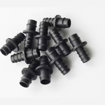 Machine de moulage par injection de produits plastiques verticaux de 85 tonnes pour la fabrication de pièces électriques
