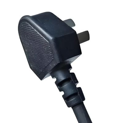 Machine de moulage par injection verticale à double glissement pour la fabrication de fil de datte