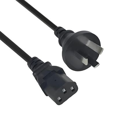 Machine de moulage par injection verticale à double glissement pour la fabrication de fil de datte