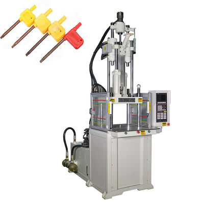 La machine de moulage par injection verticale de 55 T est standard