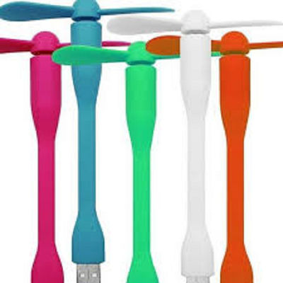 Machine de moulage par injection verticale à glissière unique de haute qualité pour la fabrication d'USB