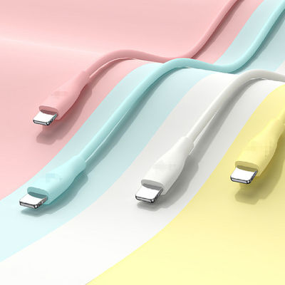 Machine de moulage par injection de silicone liquide de haute qualité pour fabriquer un chargeur USB en silicone