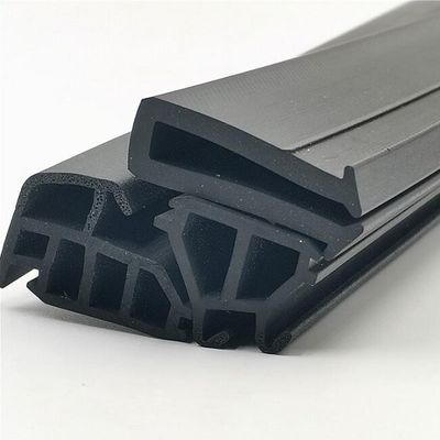 Machine de moulage par injection verticale de silicone liquide de 55 tonnes pour la fabrication de scellants automobiles