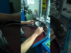 Machine de moulage par injection verticale en plastique de 15 tonnes pour divers câbles de données